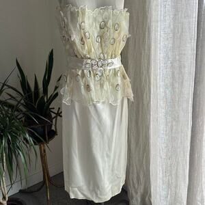 Uzanel Paris Women’s M/L Dress Ivory White Satin Vintage Strapless Beaded Lace